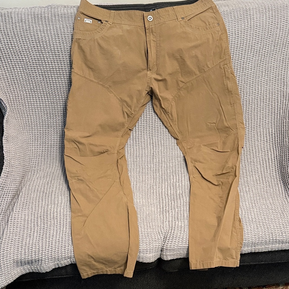Kuhl Men's Tan Chinos